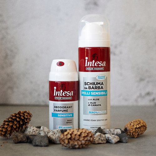 Intesa Men Dezodorant Sensitive 150 Ml + Intesa Pianka Do Golenia Sensitive na Arena.pl