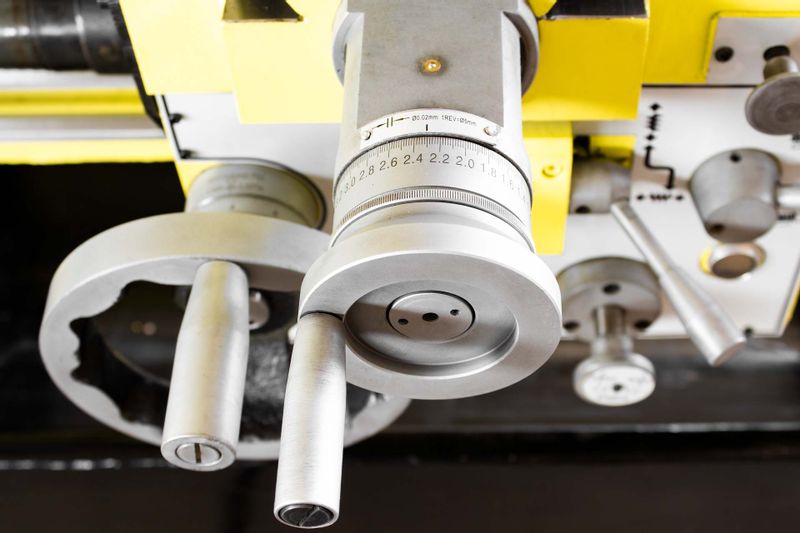 Tokarka do metalu Viber-system 410x1000 Cyfrowy odczyt położenia Przelot 52 zdjęcie 15