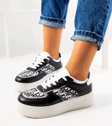Czarne sneakersy na platformie Worden 38 na Arena.pl