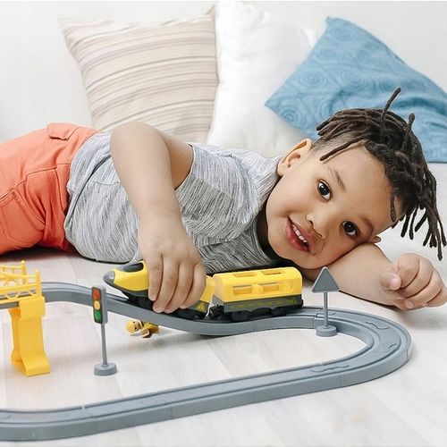 KOLEJKA ELEKTRYCZNA TUNEL MOST LOKOMOTYWA TORY 368 na Arena.pl