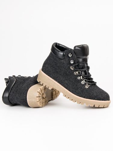 MODNE TRAPERKI Rozmiar - 39 na Arena.pl