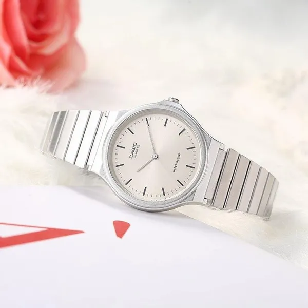 Zegarek Damski Casio MQ-24D-7E + BOX zdjęcie 5