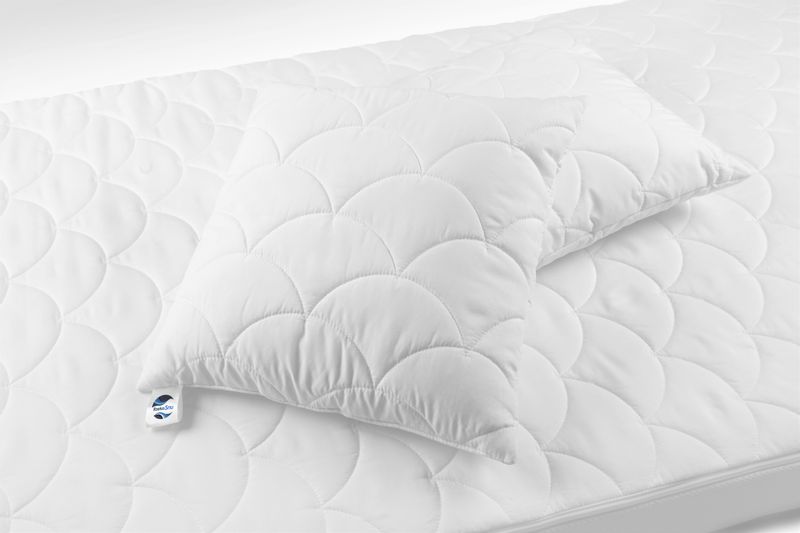 PODUSZKA Jaś Jasiek 40x40 ANTYALERGICZNA Pikowana zdjęcie 3