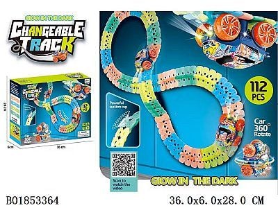 Tor wyścigowy z autem na Arena.pl