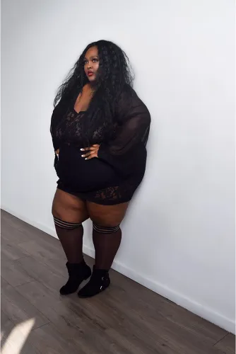 kix'ies autumn b - pończochy samonośne chocolate nude plus size na Arena.pl