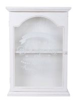 Witryna biała z napisami