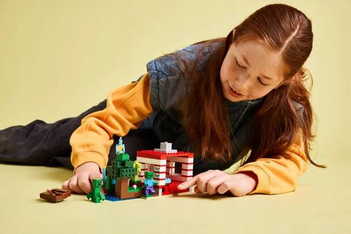 21275 - lego minecraft - dom tnt w dżungli na Arena.pl