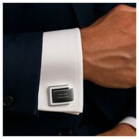 Grawerowane spinki do mankietów koszuli z własną grafiką tekstem na prezent