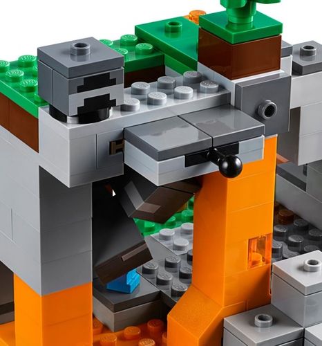 LEGO Minecraft Jaskinia Zombie na Arena.pl