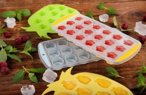 Foremka elastyczna FRUITS ANANAS do kostek lodu na 12 kostek lodu ananas żółty na Arena.pl