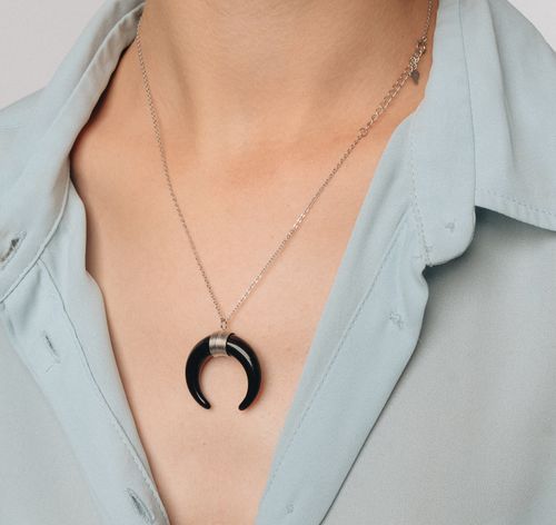 Naszyjnik srebrny "Black Crescent" na Arena.pl