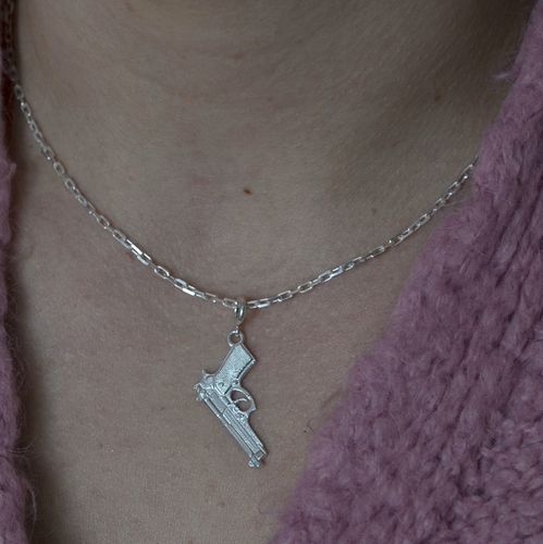 Zawieszka do łańcuszka pistolet beretta srebro 925 na Arena.pl