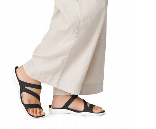 Damskie Lekkie Wygodne Klapki Crocs Swiftwater 203998 Sandal 41-42 na Arena.pl