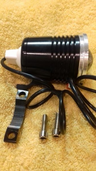 Halogen motocyklowy U4 LED+RING+włącznik czarny zdjęcie 5