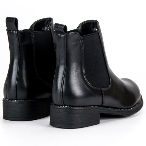 Czarne sztyblety r.40 na Arena.pl