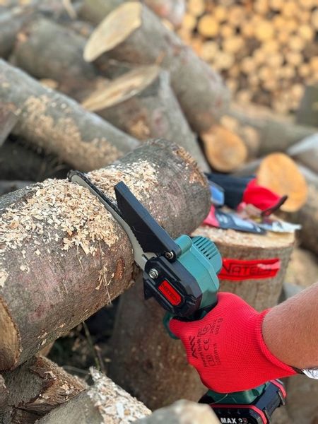 PIŁA AKUMULATOROWA ELEKTRYCZNA RĘCZNA MINI 6'' 2x AKUMULATOR + 2x ŁAŃCUCH zdjęcie 6