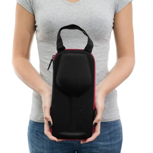 Duży Kieliszek na Całą Butelkę Wina 860ml z Napisami Who Cares + Etui na Arena.pl