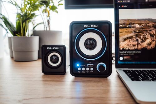 ZESTAW GŁOŚNIKÓW KOMPUTEROWYCH SUBWOOFER 2.1 USB SD AUX RADIO FM LED 11W na Arena.pl