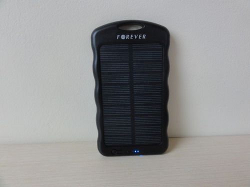 Powerbank solarny Forever 4000 na Arena.pl