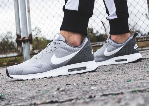 Nike Air Max Tavas (705149-007)43 na Arena.pl