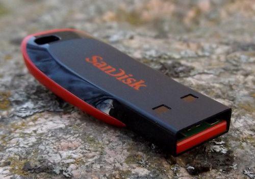 Pendrive SanDisk 64GB Cruzer Blade 2.0 na Arena.pl