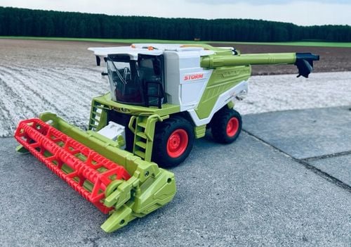 KOMBAJN ZDALNIE STEROWANY 2w1 GENERATOR DYMU + ŚWIATŁA POJEMNIK NA ZBOŻE na Arena.pl