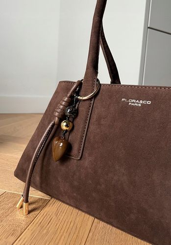 Flora&Co torebka shopper brązowy czekoladowa zamszowa torebka jamnik na Arena.pl