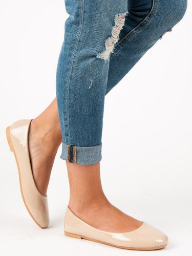 LAKIEROWANE BALERINY Rozmiar - 41 na Arena.pl