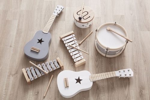 Drewniana gitara - biała na Arena.pl
