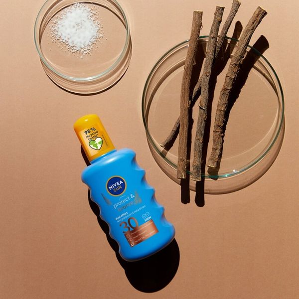 NIVEA SUN Protect & Bronze Spray do opalania SPF 30, 200 ml zdjęcie 7