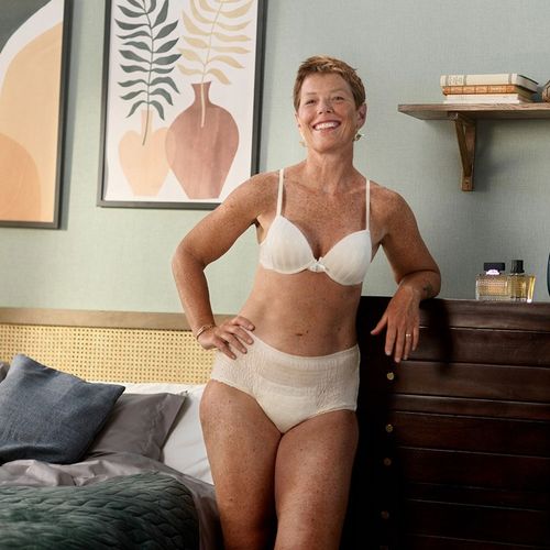 TENA LADY PANTS PLUS CREME majtki chłonne M kremowe jak bielizna 30szt na Arena.pl