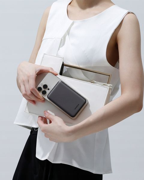 INNOSTYLE POWERMAG SLIM SZYBKI POWERBANK INDUKCYJNY DO MAGSAFE 10000MAH zdjęcie 8