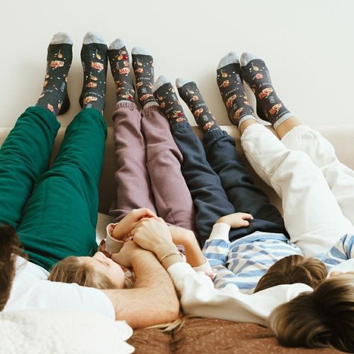 SKARPETY DZIECIĘCE RODZINNE 084 29-31 020 grafitowy/domek na Arena.pl