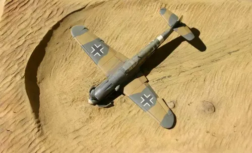BF-109G-4/Trop Shiess, C-88, 1:72 na Arena.pl