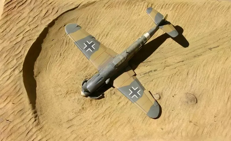 BF-109G-4/Trop Shiess, C-88, 1:72 zdjęcie 2