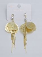 Piękne kolczyki ażurowe listeczki z łańcuszkami kolor złoty 9cm