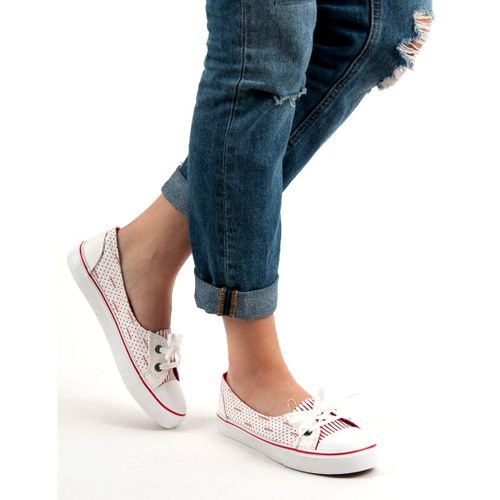 Białe Niskie Trampki r.41 na Arena.pl