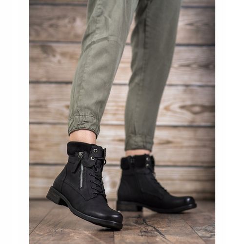 Czarne Botki r.37 na Arena.pl