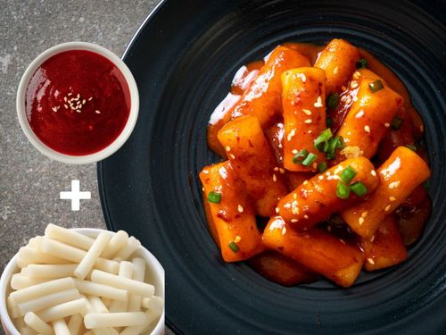 Topokki danie instant z sosem chilli ostrym hongdae gotowe w 3 minuty 163g na Arena.pl