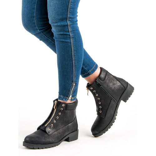 Traperki r.40 na Arena.pl