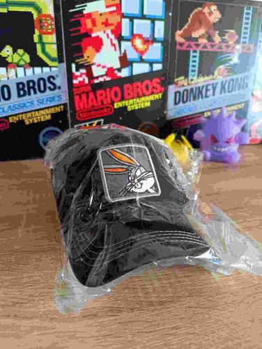 Nowa modna czapka z Królikiem Bug'sem na Arena.pl