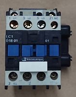 Schneider Stycznik mocy TeSys D AC3 32A 3P 1NO 1NC cewka 24VDC LC1D32BD