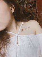 Paperself wzory tatuaży skrypt kwiatowy naklejany