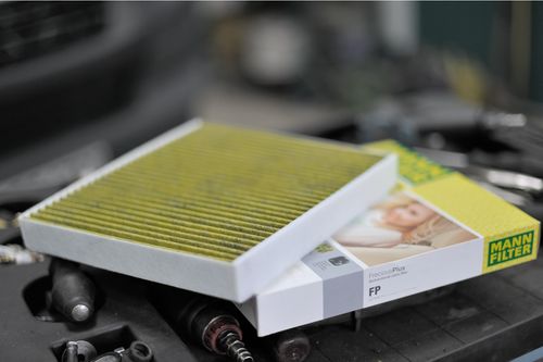 MANN FILTR KABINOWY ANTYSMOG TOYOTA AURIS E15 E18 na Arena.pl