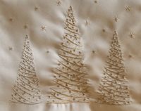 ŚWIĄTECZNY BIEŻNIK na stół SERWETA na obrus ZŁOTY HAFT choinki home&you