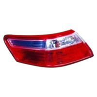 LAMPA TYLNA LEWA TOYOTA CAMRY VI 2006 2007 2008 2009 2010 2011