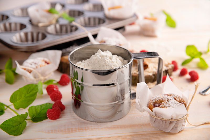 PRZESIEWACZ SITKO DO MĄKI CUKRU PUDRU STAL 250G zdjęcie 4