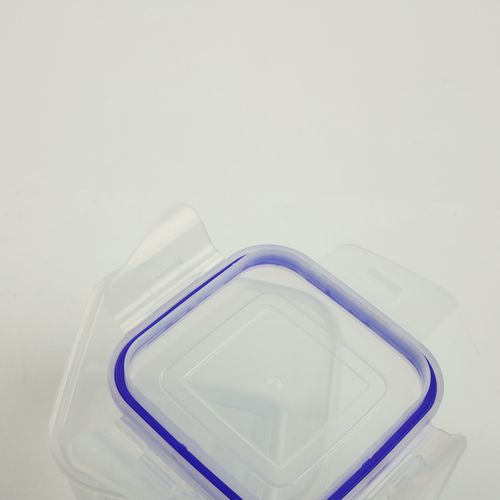 PLASTIKOWY POJEMNIK Z POKRYWKĄ NA ŻYWNOŚĆ ZAMYKANA MISKA 1,5L na Arena.pl