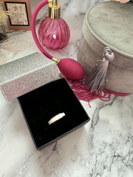 1085 Złoty pierścionek obrączka biały środek r 9/19mm stal chirurgiczna zdjęcie 6