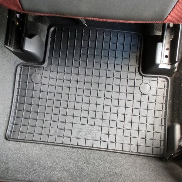 Dywaniki dedykowane do Volvo S40 II TUNEL zdjęcie 15